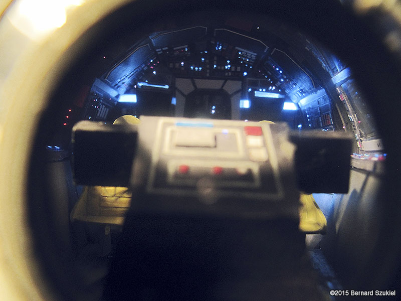 Illustration for article titled Millennium Falcon Papercraft Is A Work Of Art